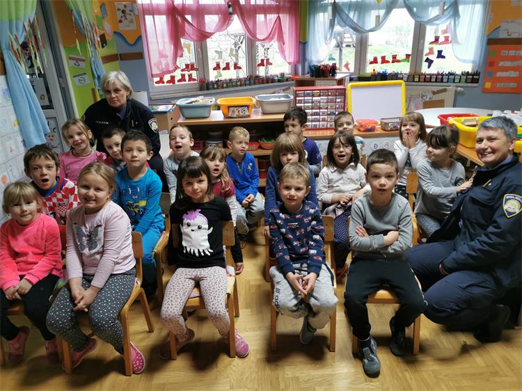 Slika /PU_KK/Vijesti/2019/12/edukacija 5.12 (1).jpg